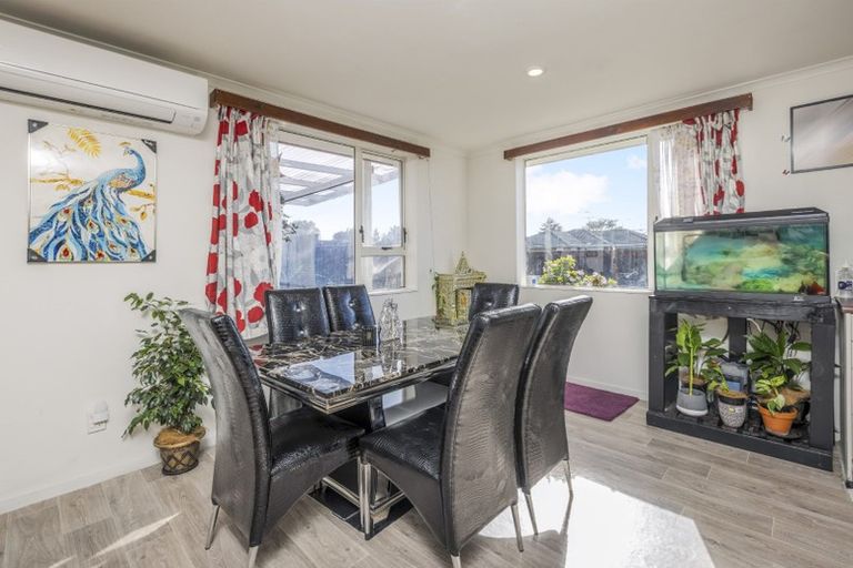 Photo of property in 6 Margarita Rise, Pukekohe, 2120