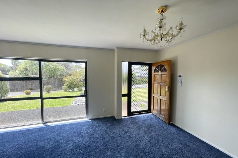 Photo of property in 15b Roberts Road, Te Atatu South, Auckland, 0610