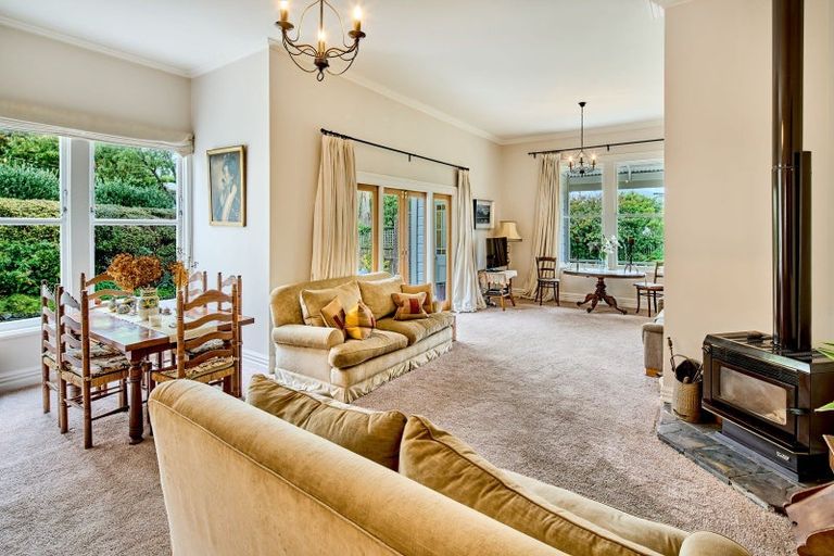 Photo of property in 6 Ngaio Gorge Road, Ngaio, Wellington, 6035