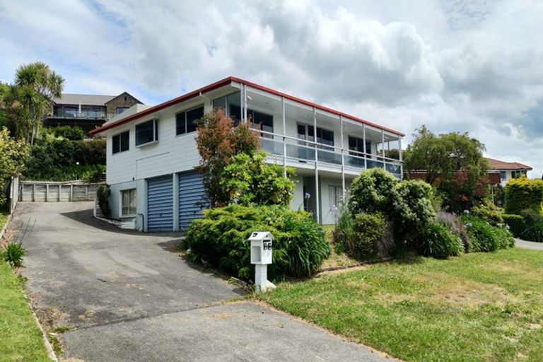 Photo of property in 11 Rimu Terrace, Waikawa, Picton, 7220