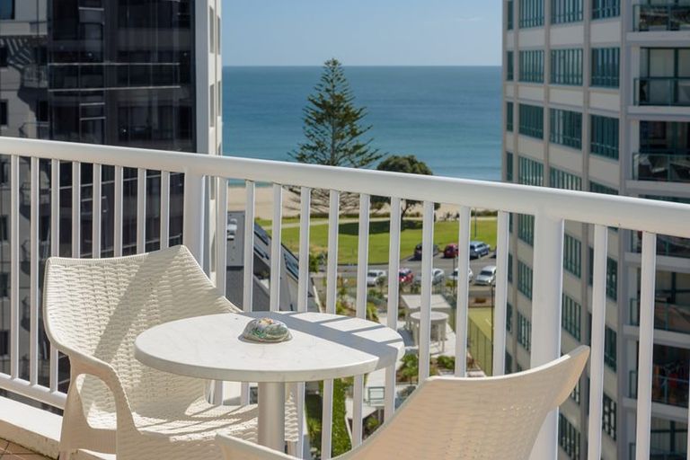 Photo of property in The Beaumont Apartments, 52/12 Maunganui Road, Mount Maunganui, 3116