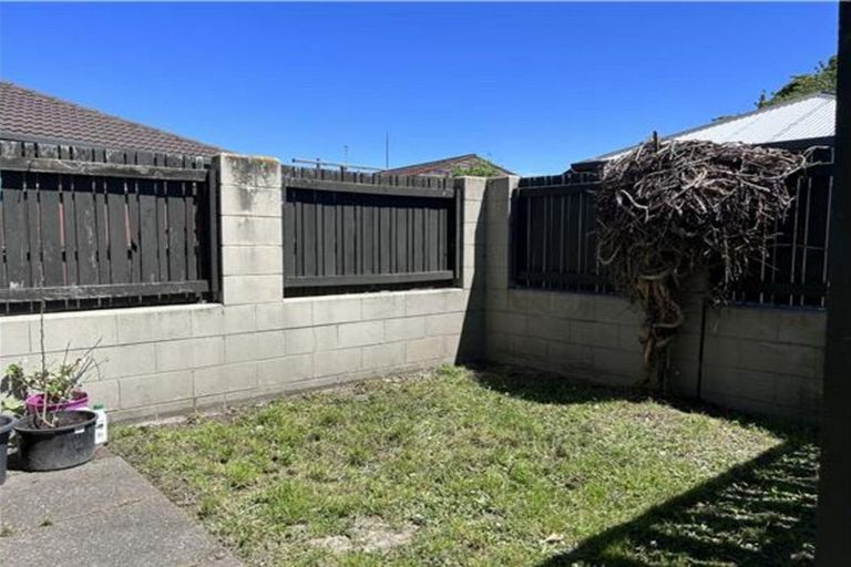 Photo of property in 6/35 Elizabeth Street, Riccarton, Christchurch, 8041