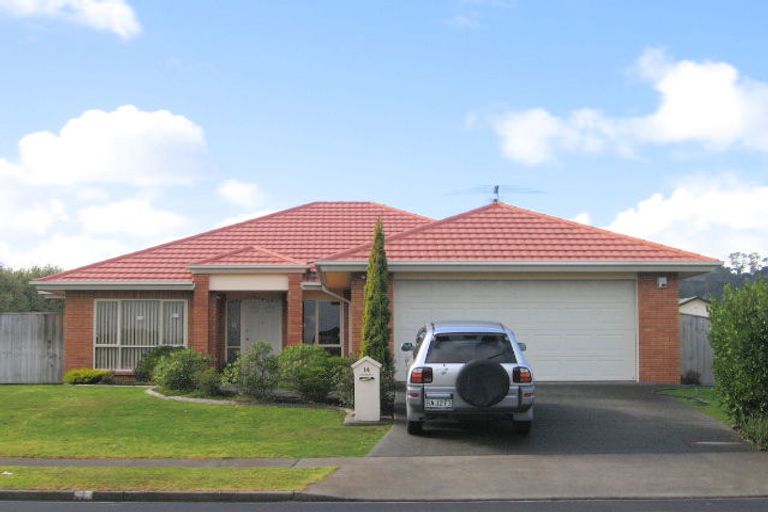 Photo of property in 14 Wayne Francis Drive, East Tamaki, Auckland, 2016