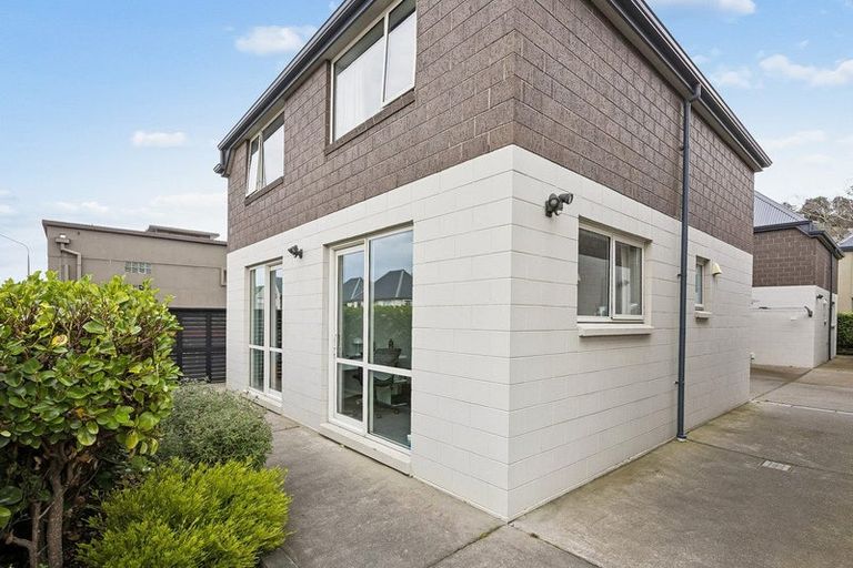 Photo of property in 834 Great King Street, North Dunedin, Dunedin, 9016