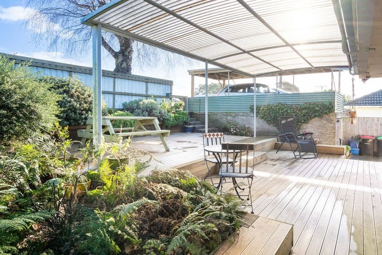 Photo of property in 40 Weir Street, Green Island, Dunedin, 9018