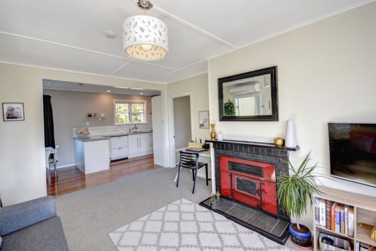 Photo of property in 17 Derby Street, Green Island, Dunedin, 9018