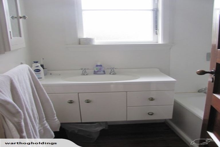 Photo of property in 5 Kain Avenue, Strowan, Christchurch, 8052