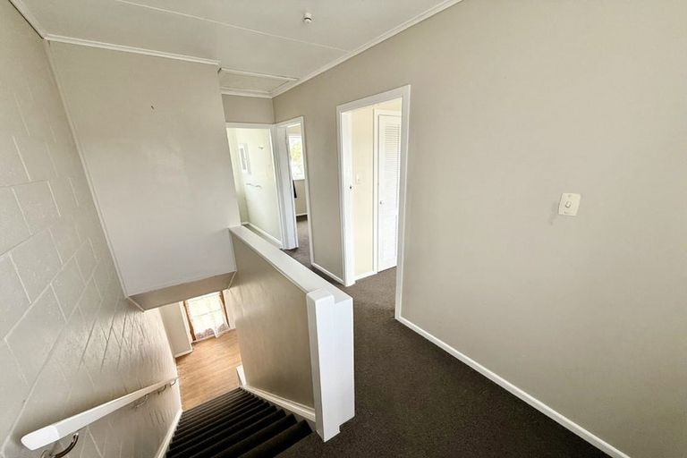 Photo of property in Oberon Flats, 48a Merton Street, Trentham, Upper Hutt, 5018