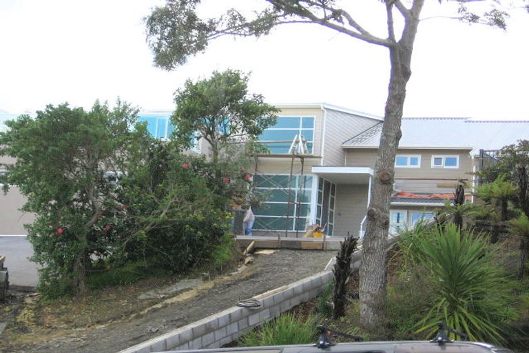 Photo of property in 38 Marellen Drive, Red Beach, 0932