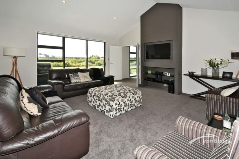 Photo of property in 74 Crozier Drive, Kirwee, Darfield, 7571