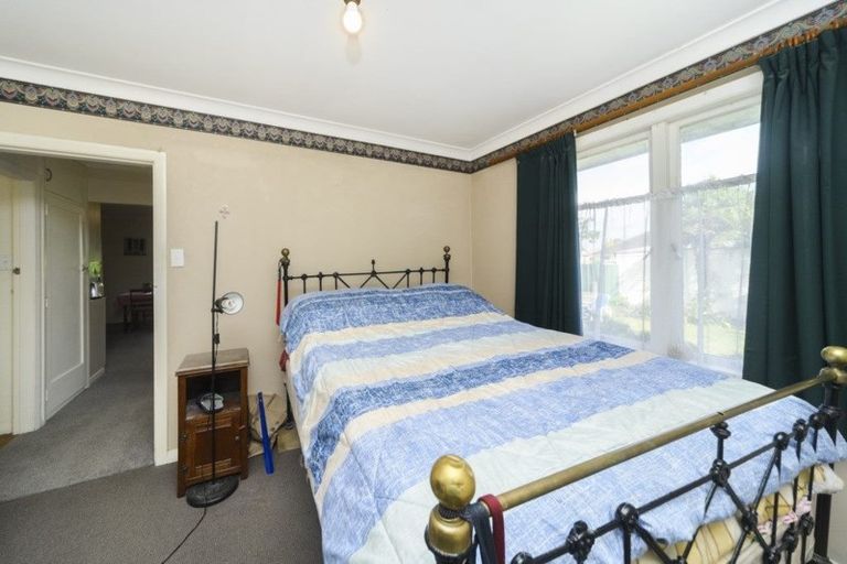 Photo of property in 39 Aberdeen Avenue, Takaro, Palmerston North, 4412