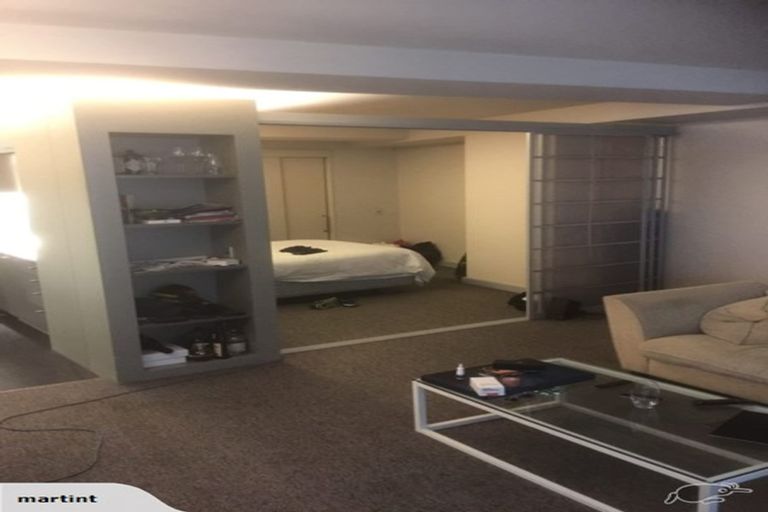 Photo of property in Gerondis Bldg Apartments, 207/60 Willis Street, Wellington Central, Wellington, 6011