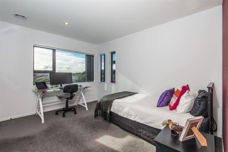 Photo of property in 11 Foxham Terrace, Churton Park, Wellington, 6037