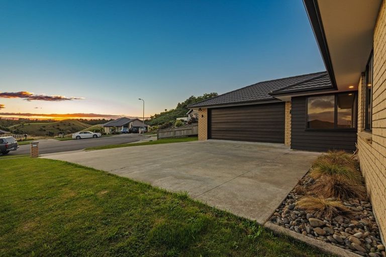 Photo of property in 30 Macdonald Heights, Feilding, 4702