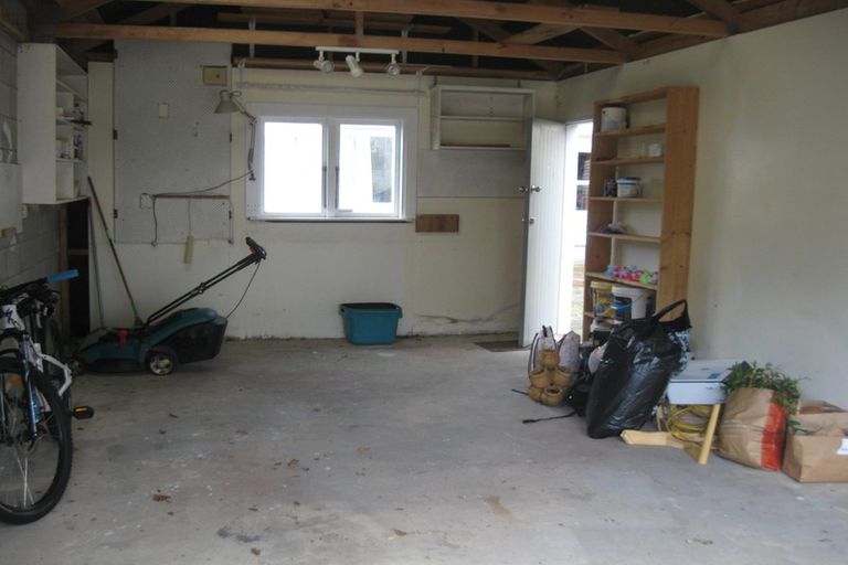 Photo of property in 9 Blakey Avenue, Karori, Wellington, 6012