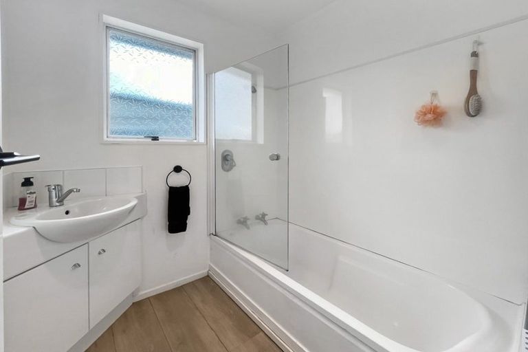 Photo of property in 33 Leicester Street, Terrace End, Palmerston North, 4410