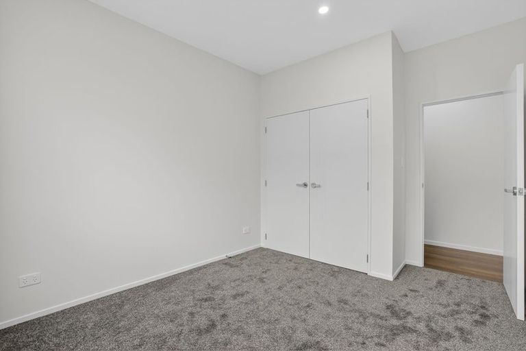 Photo of property in 10 Kaapehu Street, Karaka, 2578