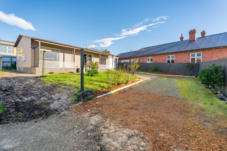 Photo of property in 12-12a Campbell Street, Maori Hill, Timaru, 7910