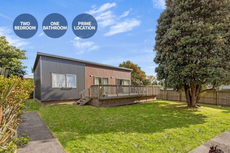 Photo of property in 20 Harbour Crest Drive, Waiuku, 2123