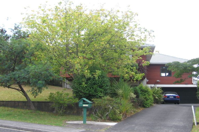 Photo of property in 15 Macnay Way, Murrays Bay, Auckland, 0630