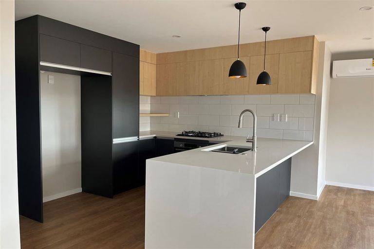 Photo of property in 26a Amberley Avenue, Te Atatu South, Auckland, 0610