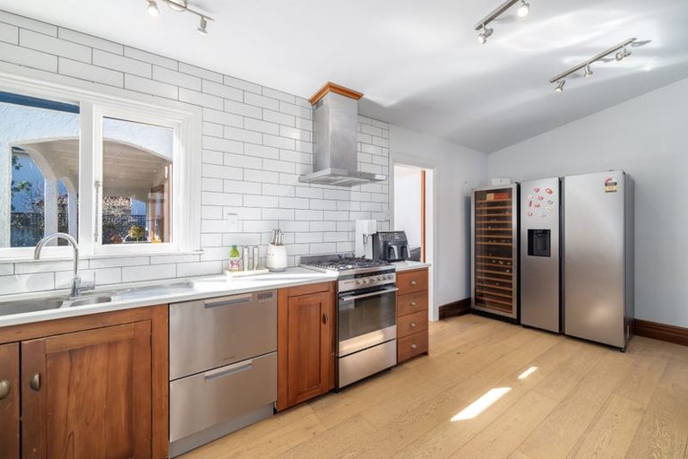 Photo of property in 34 Gordon Avenue, St Albans, Christchurch, 8014