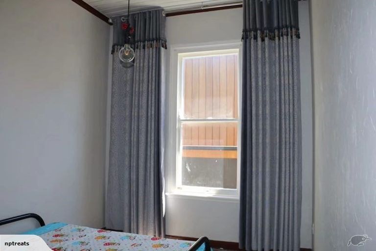 Photo of property in 85 Hine Street, New Plymouth, 4310