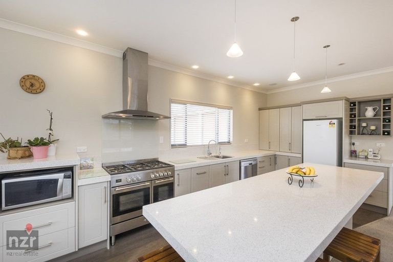 Photo of property in 6 Stonebridge Heights, Feilding, 4702