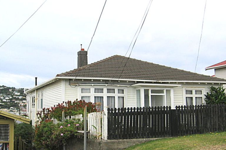 Photo of property in 46 Lonsdale Crescent, Rongotai, Wellington, 6022