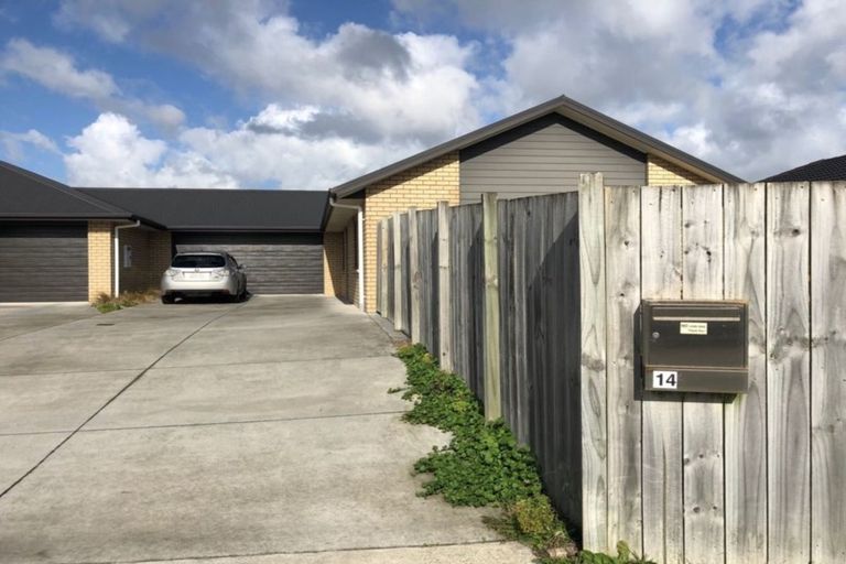 Photo of property in 14 Raupo Place, Rototuna North, Hamilton, 3210