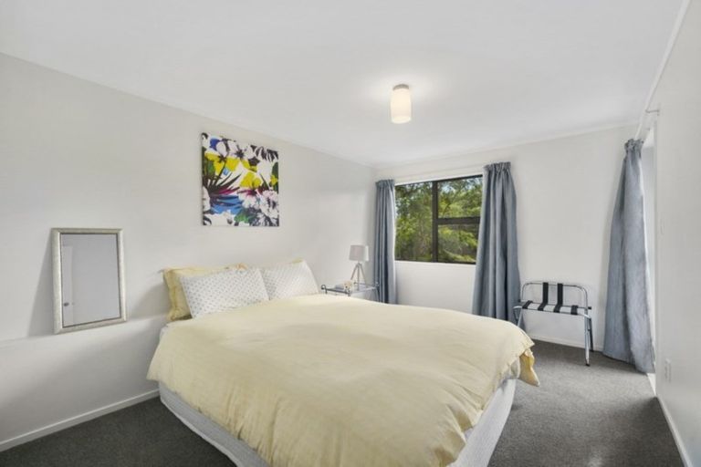 Photo of property in 5 Pendeen Place, Camborne, Porirua, 5026