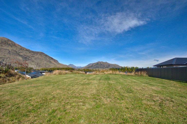 Photo of property in 18 Toni's Terrace, Lower Shotover, Queenstown, 9304