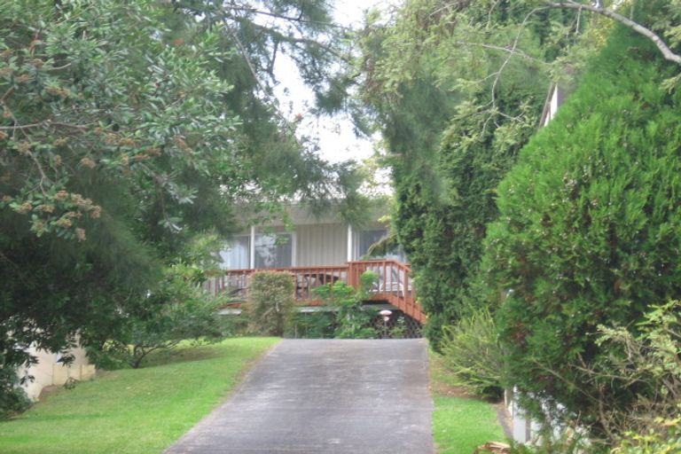 Photo of property in 7 Kawaka Street, Titirangi, Auckland, 0604