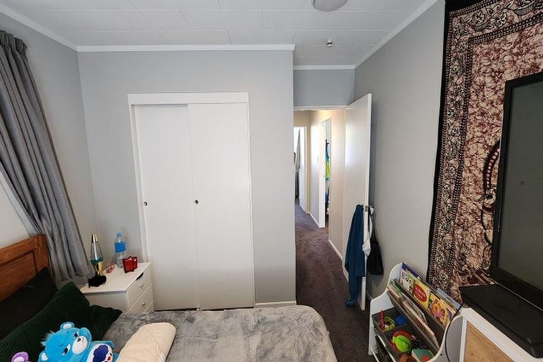 Photo of property in 80c Airlie Road, Plimmerton, Porirua, 5026