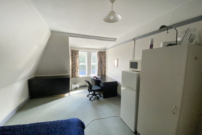 Photo of property in 39 Royal Terrace, Dunedin Central, Dunedin, 9016