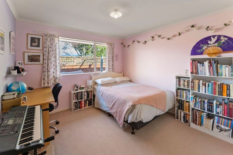 Photo of property in 5 Mayer Crescent, Wakefield, 7025
