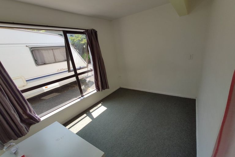 Photo of property in 18 King Richard Place, Browns Bay, Auckland, 0630