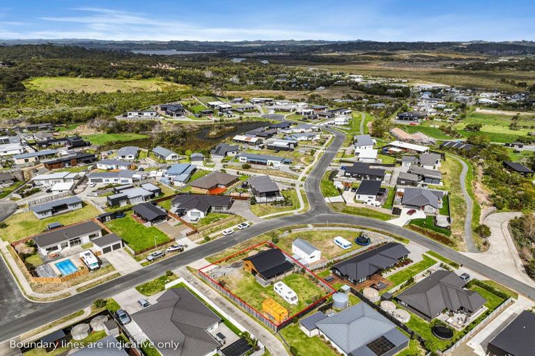 Photo of property in 30 Marram Place, Mangawhai Heads, Mangawhai, 0505