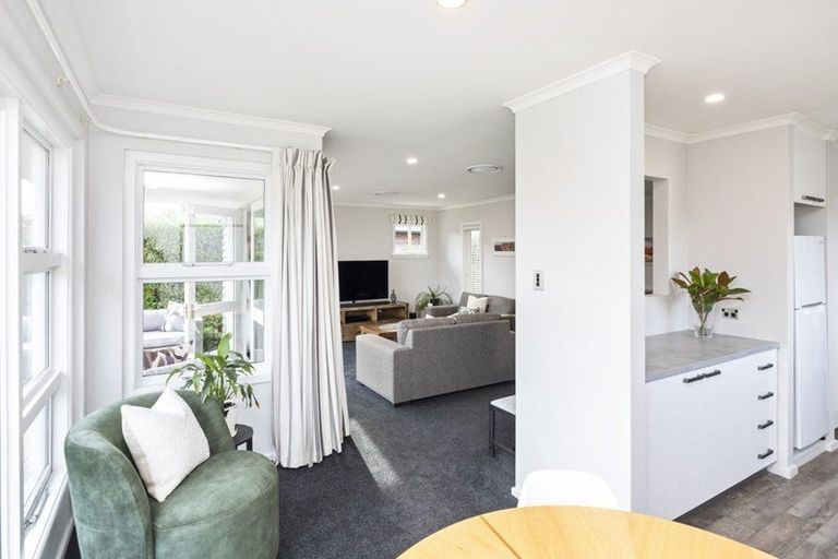 Photo of property in 21 Brent Place, Papanui, Christchurch, 8053