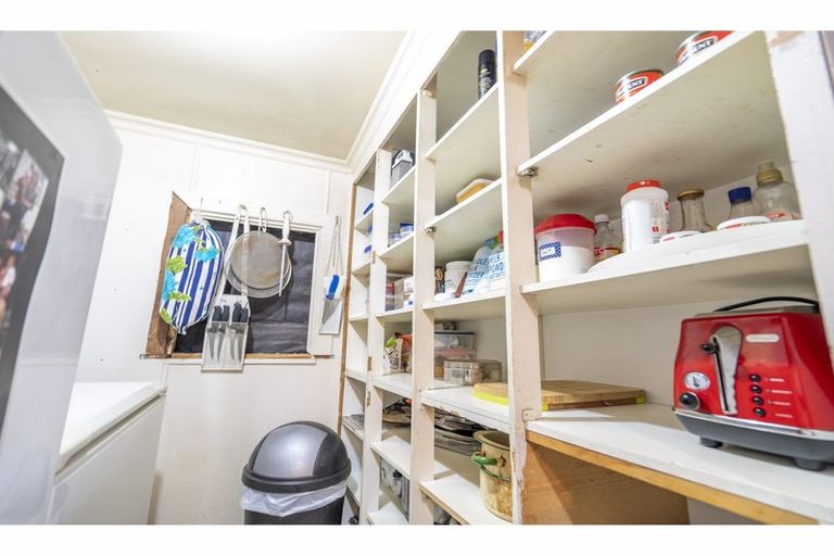 Photo of property in 70 Ferry Road, Edendale, 9825