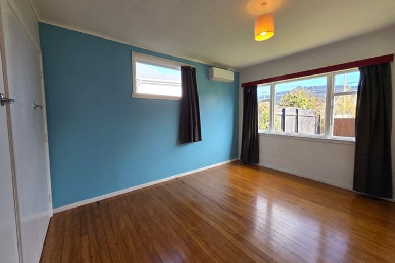 Photo of property in 2 Somme Road, Silverstream, Upper Hutt, 5019