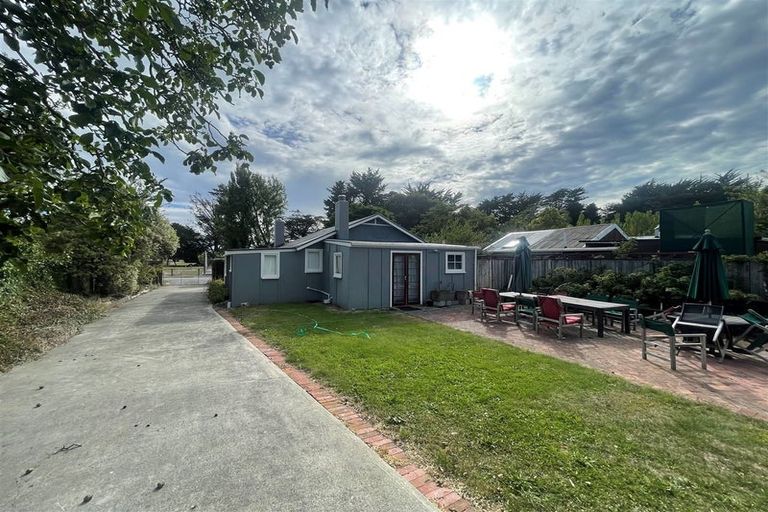 Photo of property in 5 Bridge Street, Waikuku Beach, 7473