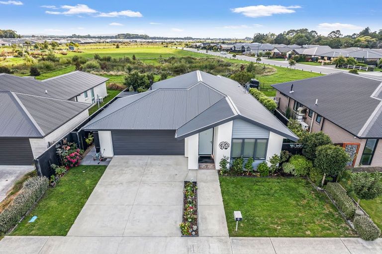 Photo of property in 6 Clegg Street, Woodend, 7610