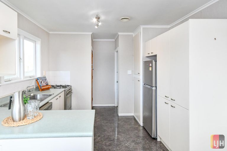 Photo of property in 431a Great South Road, Opaheke, Papakura, 2113