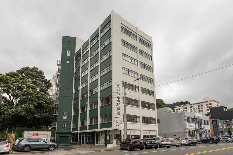 Photo of property in Quantum On Thorndon Quay, 7/163a Thorndon Quay, Pipitea, Wellington, 6011