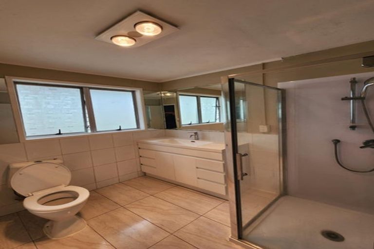 Photo of property in 41 Moncrieff Avenue, Clendon Park, Auckland, 2103