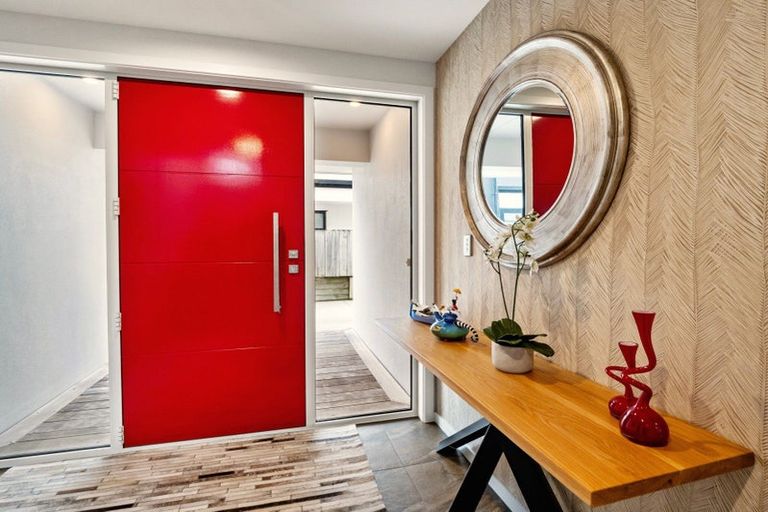 Photo of property in 60 Karewa Parade, Papamoa Beach, Papamoa, 3118