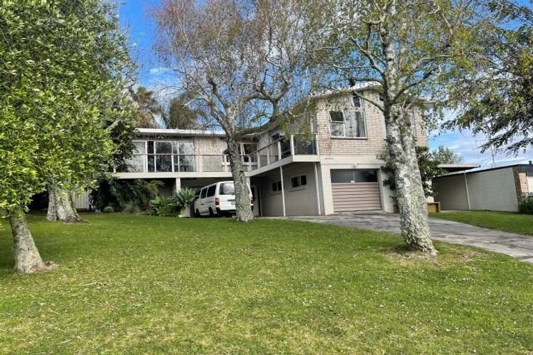 Photo of property in 4 Clivedene Street, Matua, Tauranga, 3110