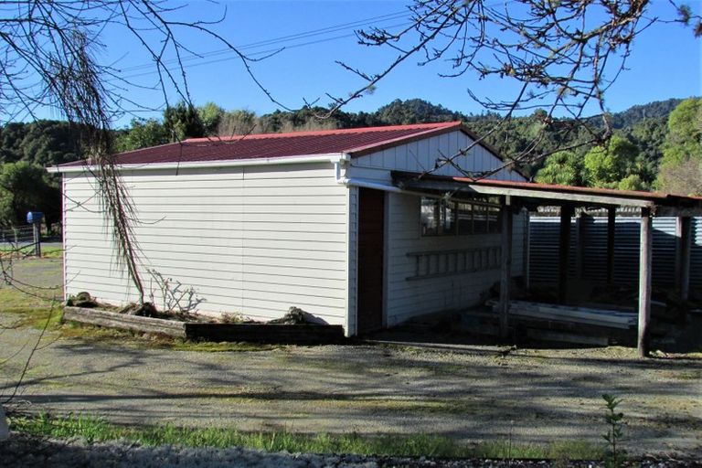 Photo of property in 29 Gibson Street, Ross, 7812