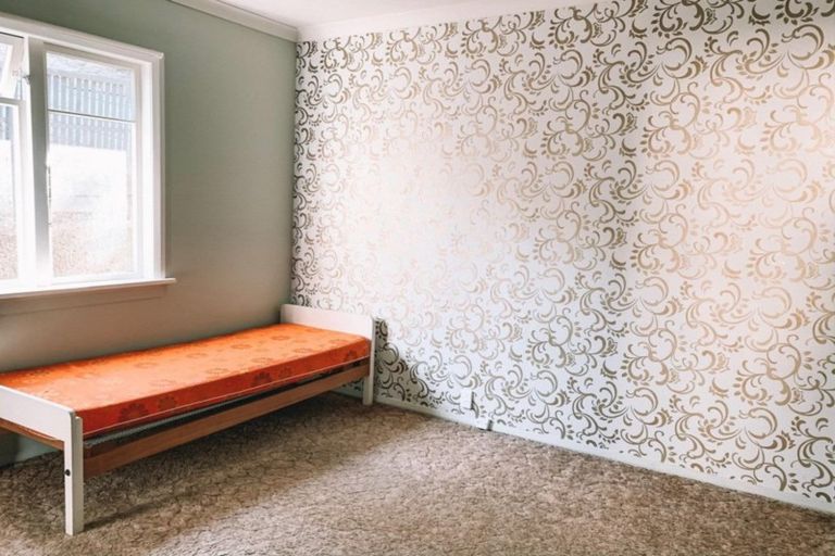 Photo of property in 116 Oakwood Avenue, Balaclava, Dunedin, 9011